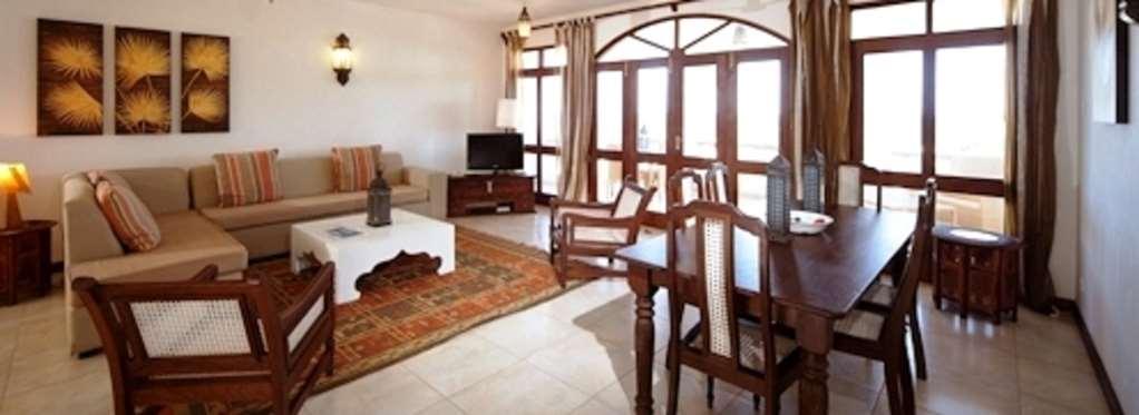 Lantana Galu Beach Playa de Diani Habitación foto