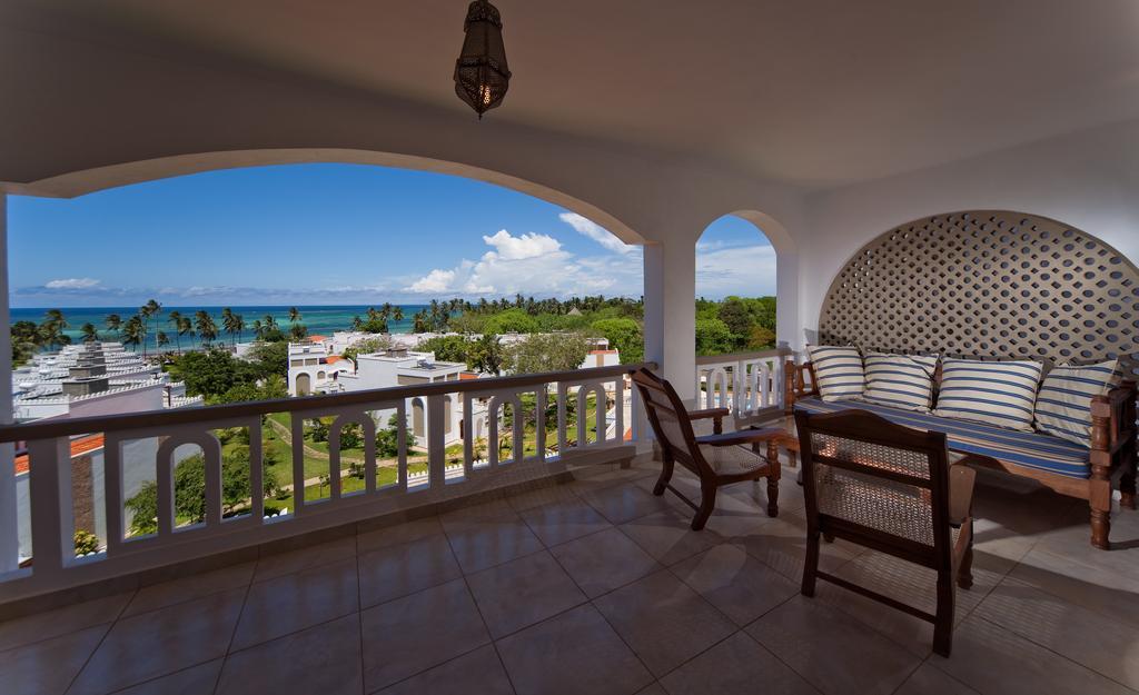 Lantana Galu Beach Playa de Diani Habitación foto