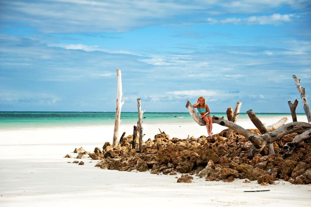 Lantana Galu Beach Playa de Diani Exterior foto