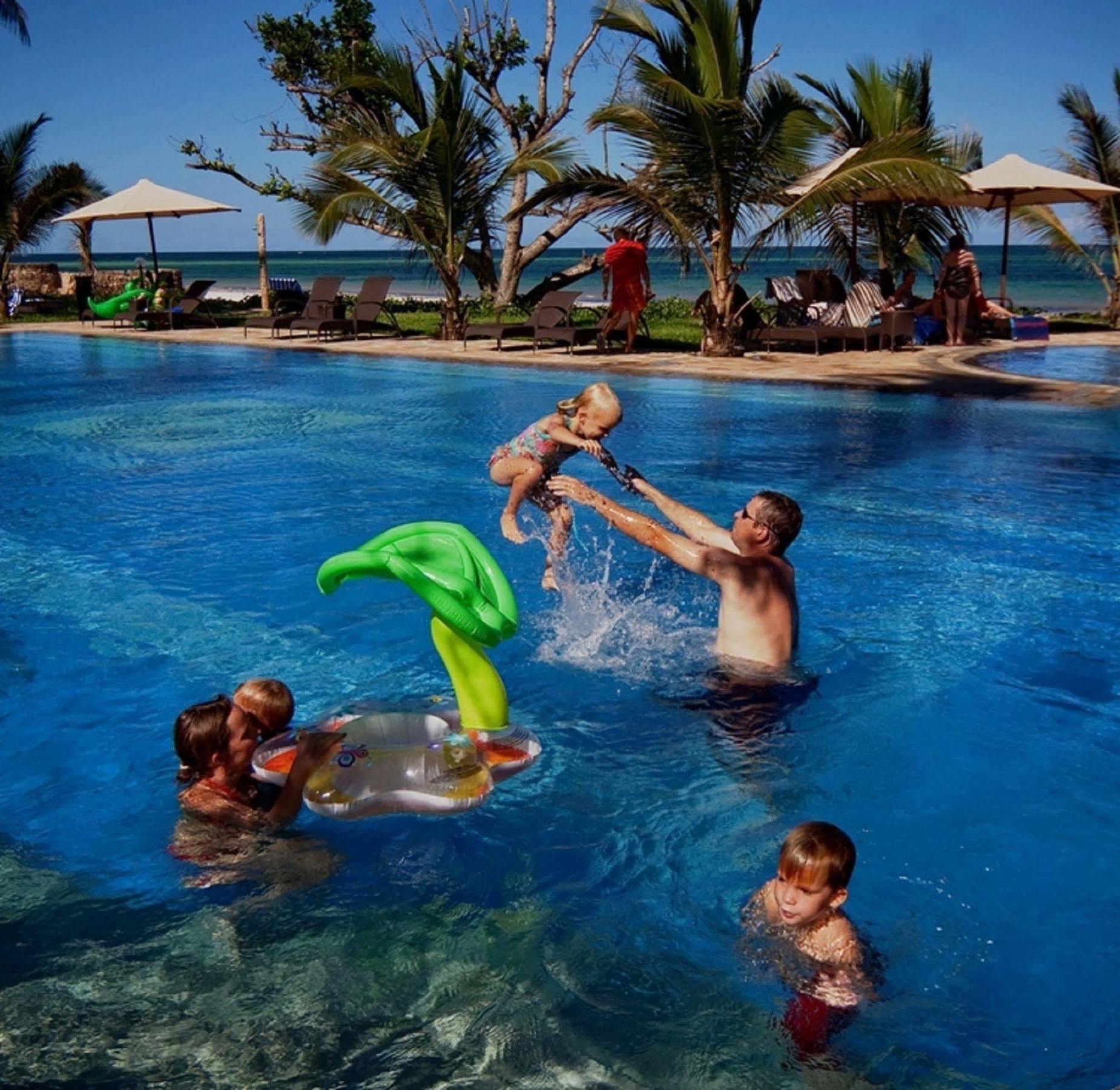 Lantana Galu Beach Playa de Diani Exterior foto